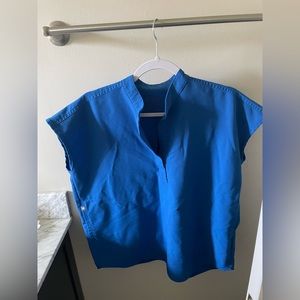 Women’s Figs scrub set in Royal Blue